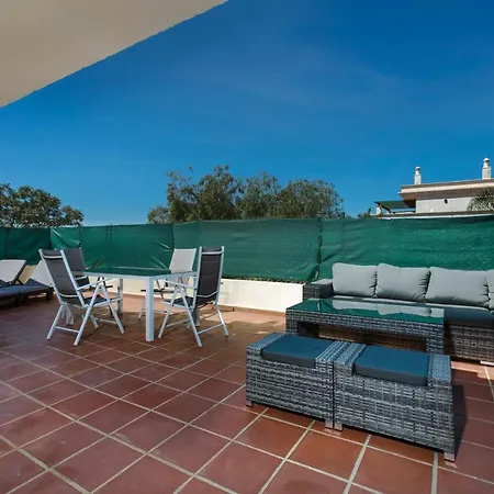 Apartmán Lovely 2 Bedroom Locrimar V Walk To Rdr260