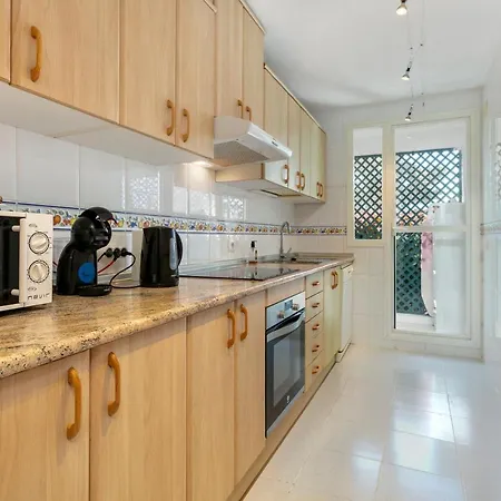 Lovely 2 Bedroom Locrimar V Walk To Rdr260 * Marbella