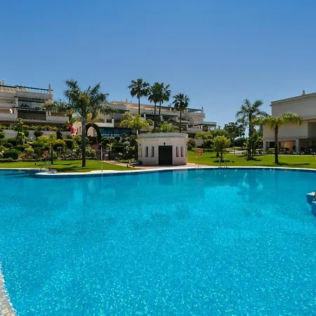 Lovely 2 Bedroom Locrimar V Walk To Rdr260 * Marbella