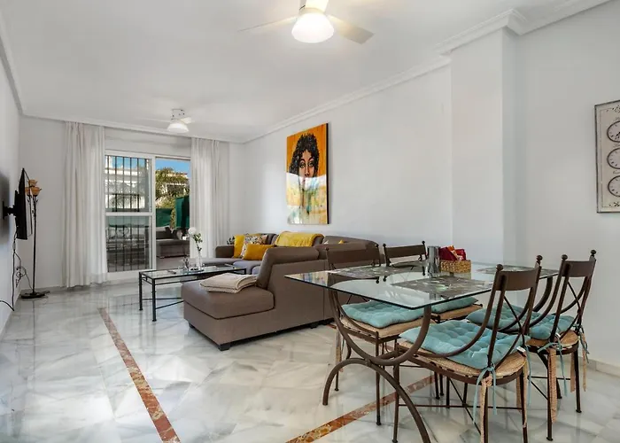 Lovely 2 Bedroom Locrimar V Walk To Rdr260 Apartment