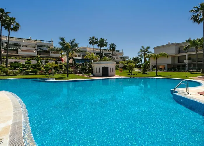 Lovely 2 Bedroom Locrimar V Walk To Rdr260 * 마르베야