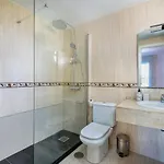 Lovely 2 Bedroom Locrimar V Walk To Rdr260 * マルベーリャ